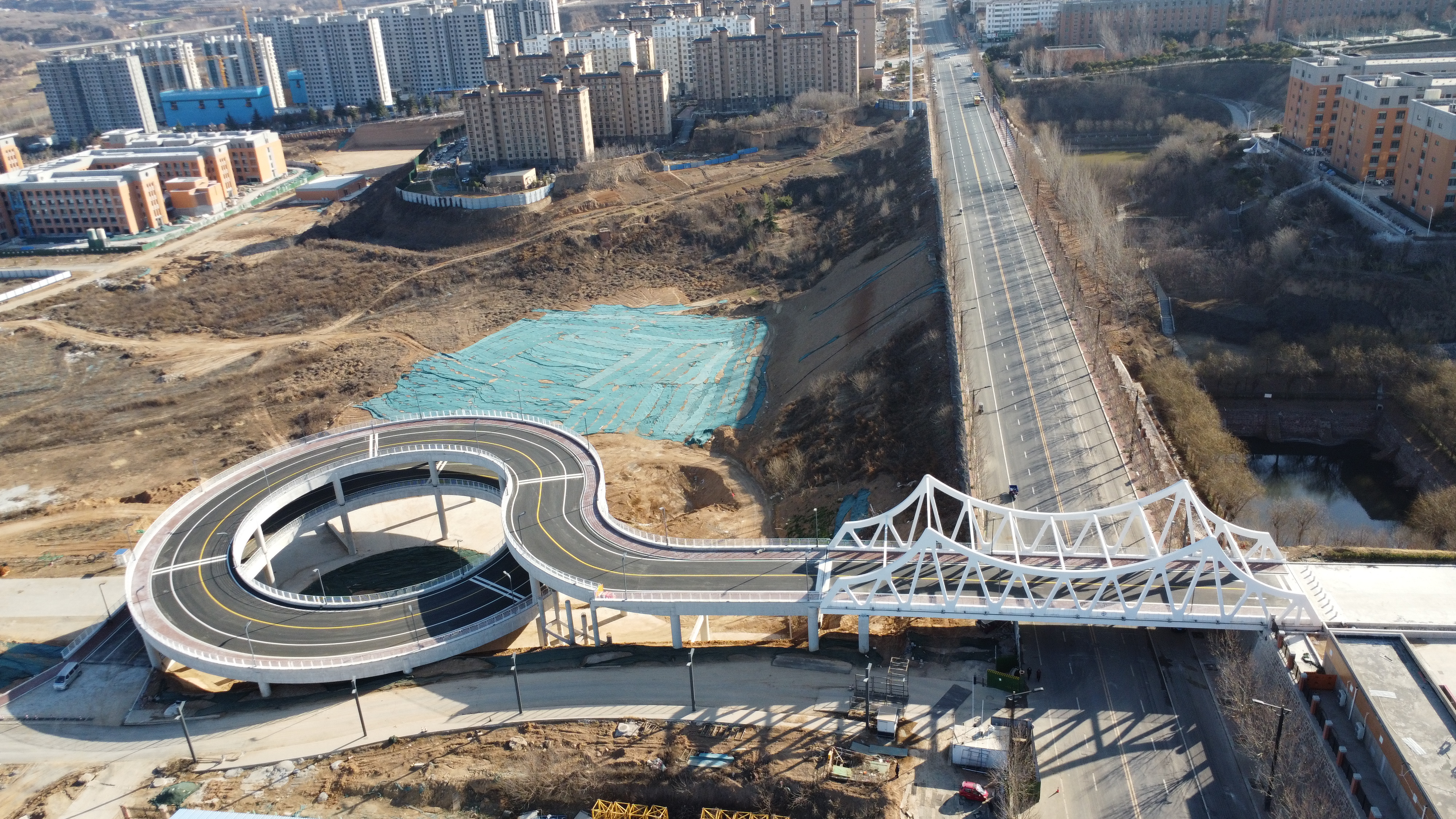 ̌W(xu)ԺУ^(q)^(xing)Ŀ